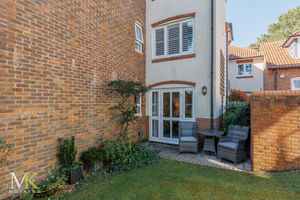 Photo 12- click for photo gallery